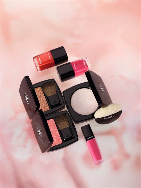 where t buy chanel le blanc 2019 collection|chanel le blanc makeup base.